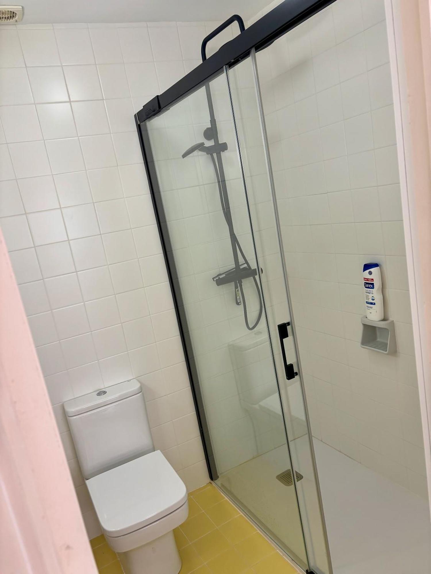 Tradicional Apartamento Central De 2 Camas Dobles Benalmádena Dış mekan fotoğraf